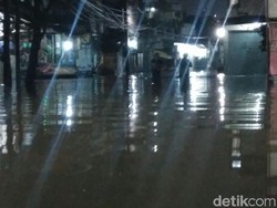Banjir di Kemang Utara, Lalin Macet Total
