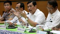 Foto: Pemerintah Umumkan Revisi Aturan Taksi Online