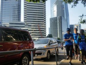 Setelah Lari, Sandi Senam di Monas