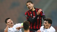 Dalam pertandingan yang berlangsung di San Siro, Jumat (20/10/2017) dinihari WIB, Milan menyudahi pertandingan dengan skor akhir 0-0. Mereka sudah tiga pertandingan tak menang. (Foto: Alessandro Garofalo/Reuters)