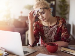 Lelah Bekerja, Alasan Utama Para Karyawan Ini Jadi Weekend Warrior