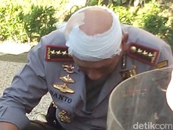 Demo Mahasiswa Ricuh, Kepala Kapolresta Pekanbaru Bocor Kena Batu