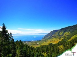 Menikmati Alunan Musik Jazz di Tengah Keindahan Danau Toba