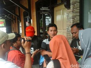 Korban Penipuan Rekrutmen Polisi Laporkan Dua Warga Blitar Korban Penipuan Rekrutmen Polisi Laporkan Dua Warga Blitar