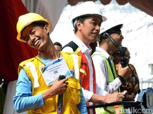 Gaya Jokowi Tingkatkan Kualitas Pekerja Konstruksi Indonesia