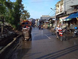 Banjir di Kemang Utara Surut, Lalu Lintas Normal Kembali