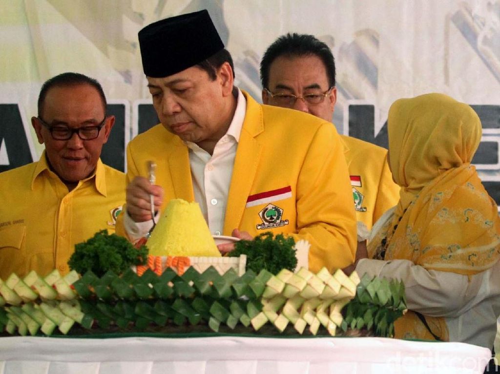 Setnov Bicara Soal Kesehatan, Hukum, dan Golkar Setnov Bicara Soal Kesehatan, Hukum, dan Golkar