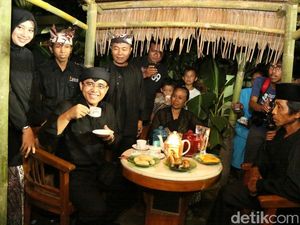 Unik! Banyuwangi Gelar Festival Ngopi Sepuluh Ewu Unik! Banyuwangi Gelar Festival Ngopi Sepuluh Ewu