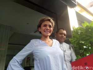 Kasus Cuitan Tak Kunjung Selesai, Nikita Mirzani Alami Banyak Kerugian Kasus Cuitan Tak Kunjung Selesai, Nikita Mirzani Alami Banyak Kerugian