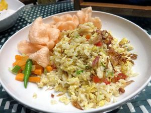 Nasi Goreng Makin Gurih Nikmat dengan Paduan Telur Asin Nasi Goreng Makin Gurih Nikmat dengan Paduan Telur Asin