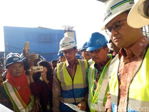 Berduaan Lagi, Anies-Sandi Pantau Proyek MRT di Fatmawati