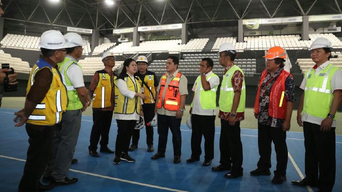 Menteri Koordinator Pembangunan Manusia dan Kebudayaan (Menko PMK) Puan Maharani meninjau venue-venue di Gelora Bung Karno, Jumat (20/10/2017)(dok. Kemenpora)