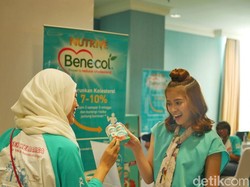 Mengaku Sibuk, Chika Jessica Jaga Kebugaran dengan Jalan-jalan di Mal