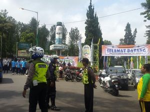 Polisi Heran Mobil Rombongan Anies Terobos Arus One Way Puncak
