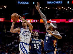 Warriors Bukukan Kemenangan Pertama Usai Kalahkan Pelicans