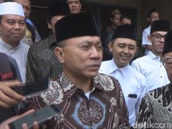 Bahas Pilgub Jatim 2018, Ketum PAN Berunding dengan Gus Sholah