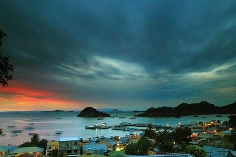 Perhelatan Komodo Travel Mart (KTM) 2017 punya peran ganda bagi pariwisata Labuan Bajo, Nusa Tenggara Timur.