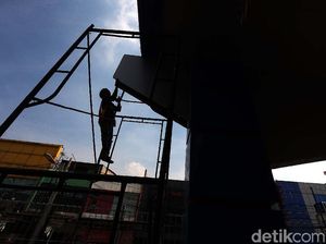 Penyelesaian Akhir Pembangunan Gerbang Tol Becakayu