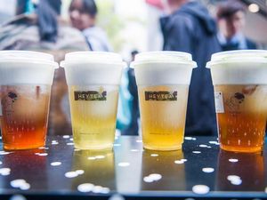 Demi Mencicip Cheese Tea, Warga China Rela Antre 7 Jam!