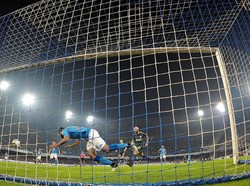 Handanovic Dipuji, Inter Disebut Setara Napoli