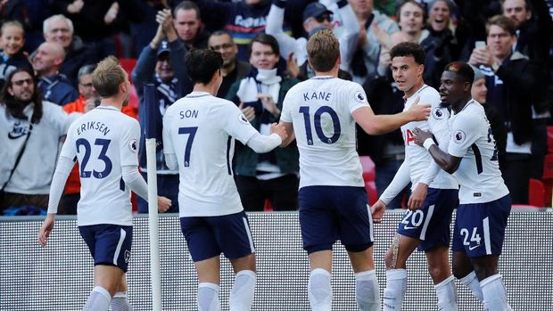 Kane Dua Gol, Spurs Hantam Liverpool 4-1