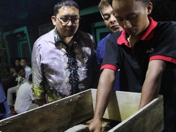 Fadli Zon: Kenapa Batu Akik Tak Dipakai Cendera Mata Asian Games?