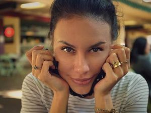 Deretan Bunda yang Tetap Awet Muda Meski Anak Sudah Besar