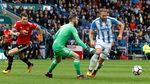 Setan Merah Tumbang di Huddersfield