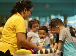 Masih Bayi Tapi Sudah Nge-jam atau Nge-dance, Kenapa Nggak?