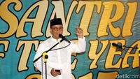 Anies Hadiri Santri of The Year