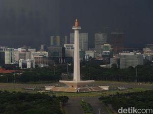 Awan Hitam Menyelimuti Ibu Kota