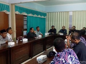 Petani Tebu Mojokerto Mengadu ke Dewan, Ini Keluhannya