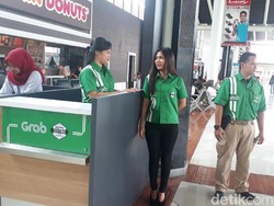 Usai Bandung, GrabCar Incar Bandara di Solo