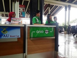 Taksi Online Ingin Punya Area Khusus di Bandara Soetta? Ini Syaratnya