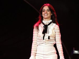 Putus, Mantan Pacar Camila Cabello Malah Di-bully Putus, Mantan Pacar Camila Cabello Malah Di-bully