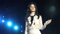 Penampilan Camila Cabello Mengguncang Stadion Wembley