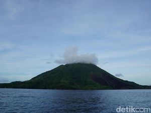 Mana yang Benar: Banda Naira atau Banda Neira?