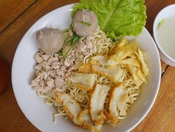 Bisa Belanja Sambil Wisata Kuliner di 5 Pasar Ini