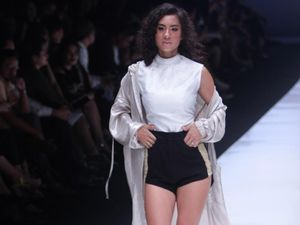 Rasa Beyonce di Koleksi Busana Terbaru Karya Luna Maya