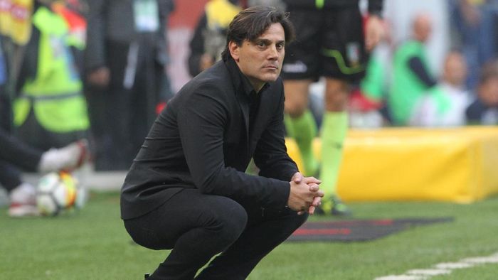 Vincenzo Montella masih percaya diri meski AC Milan belum juga kembali ke jalur kemenangan (Foto: Marco Luzzani/Getty Images) Vincenzo Montella masih percaya diri meski AC Milan belum juga kembali ke jalur kemenangan (Foto: Marco Luzzani/Getty Images)