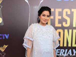 Hamil Tapi Masih Kerja, Titi Kamal Tetap Senang