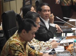 Ketua Komisi II DPR Sambut Baik MK Tolak Ambang Batas Capres