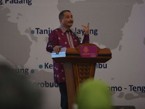 AP II Improvisasi Fasilitas Bandara, Menpar Angkat 2 Jempol