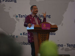 AP II Improvisasi Fasilitas Bandara, Menpar Angkat 2 Jempol