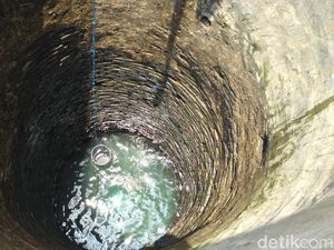 Tak Pernah Kering, Sumur Ini Dikeramatkan Warga Slangit Cirebon