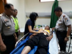 Mobil Kapolsek Wajak Tabrak Truk Pasir, Begini Kronologinya Mobil Kapolsek Wajak Tabrak Truk Pasir, Begini Kronologinya