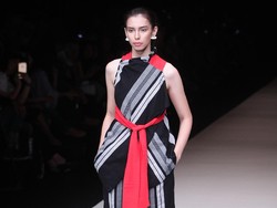 Duka Luruh Lulu Lutfi Labibi Lahirkan Koleksi Busana Lurik Kontemporer