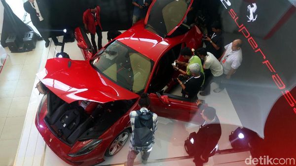 Ini Dia Mobil Terkuat Ferrari