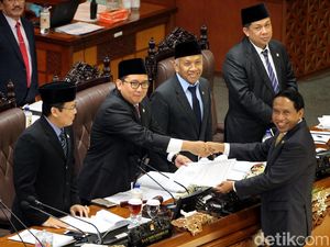 Fadli Zon Skors Paripurna untuk Lobi soal Perppu Ormas