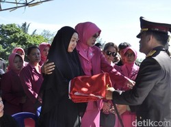 Kapolda Bengkulu Beri Penghormatan Terakhir untuk Brigadir Berry